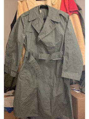 70s US Army Men's Quarpel Belted Green Nylon Trenchcoat - Size M